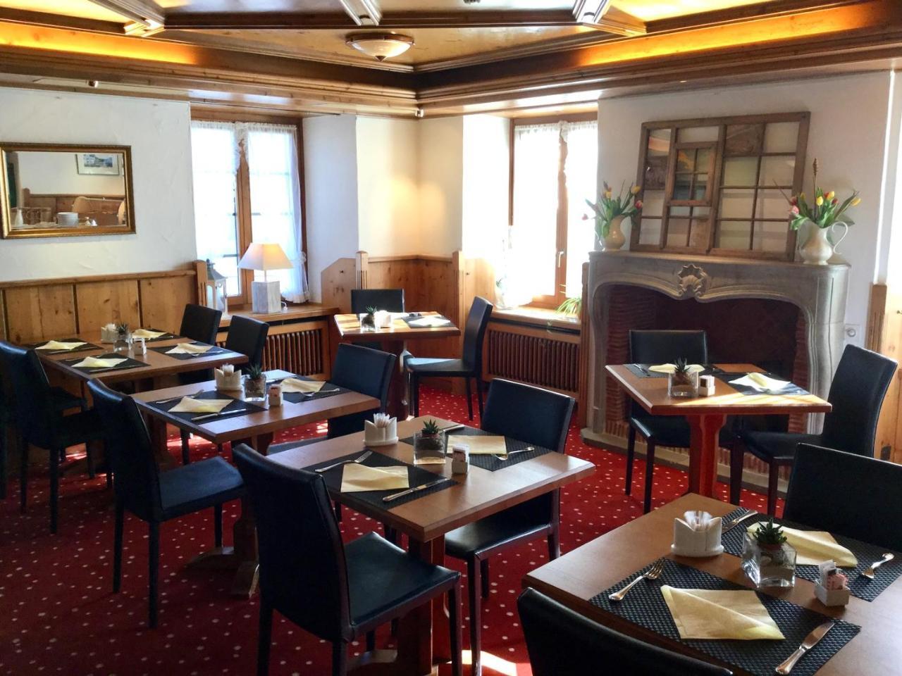 Hotel Zum Kreuz Suhr Extérieur photo