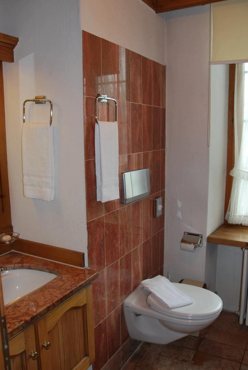 Hotel Zum Kreuz Suhr Extérieur photo