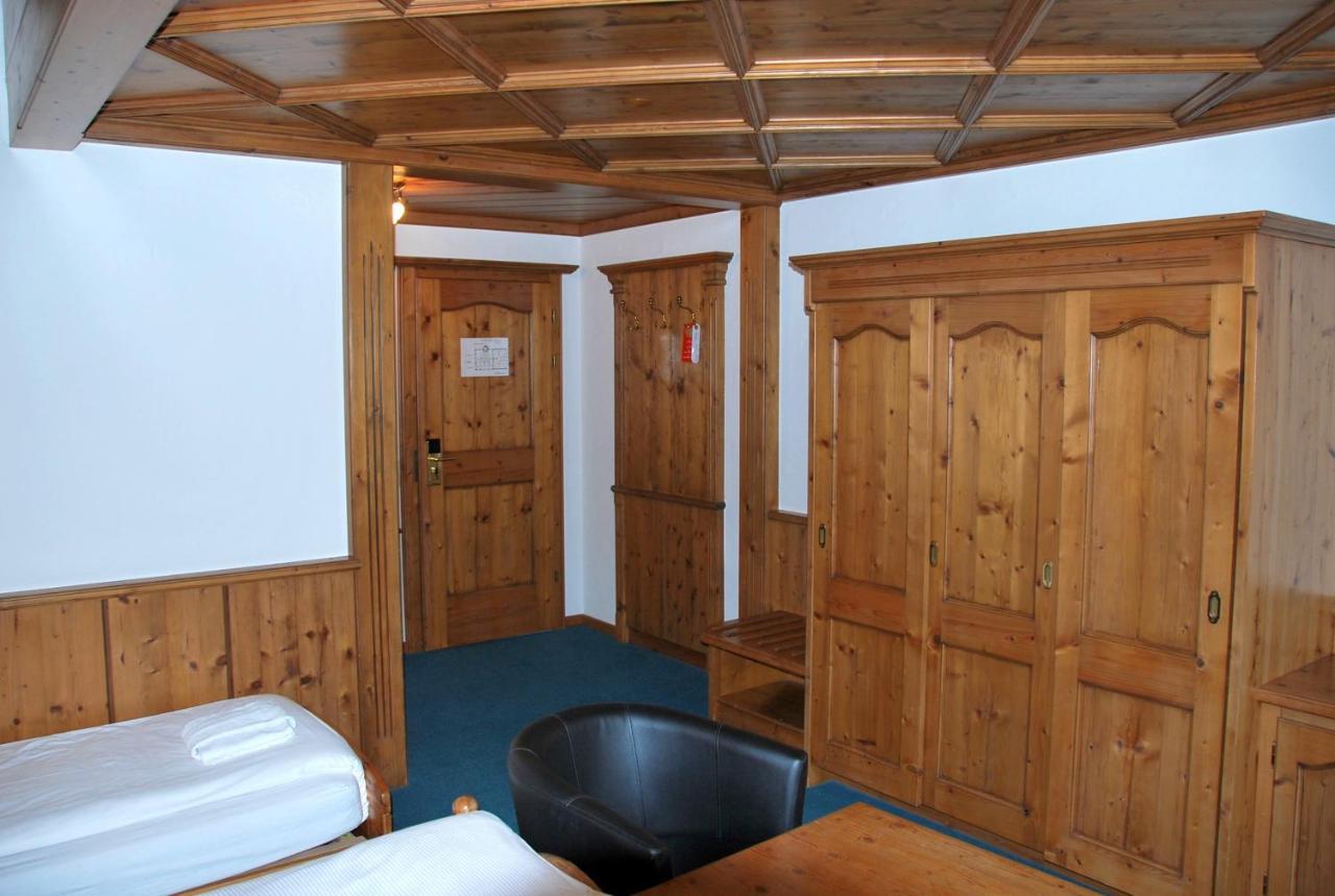 Hotel Zum Kreuz Suhr Extérieur photo