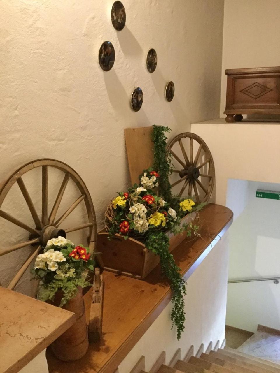 Hotel Zum Kreuz Suhr Extérieur photo